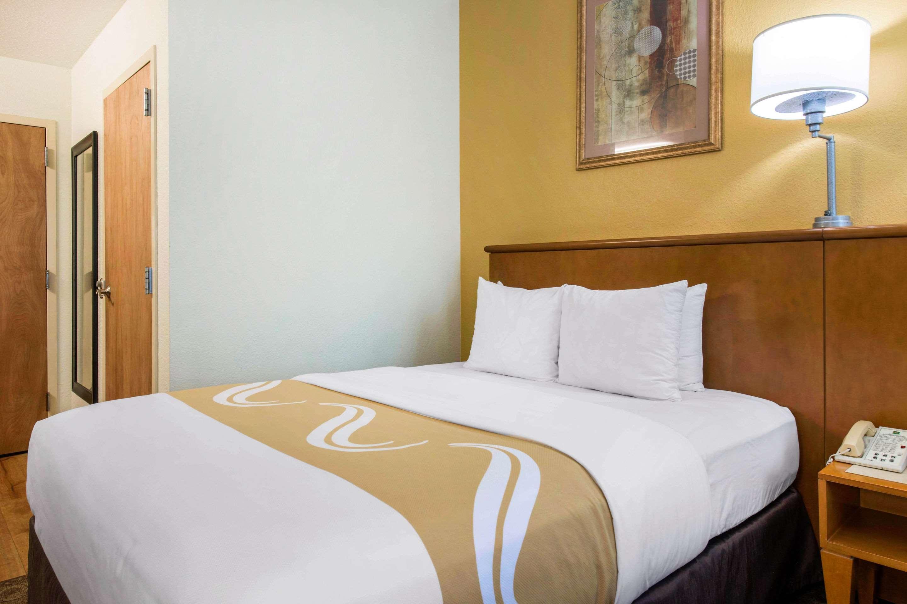 Quality Inn & Suites Near The Theme Parks Orlando Extérieur photo
