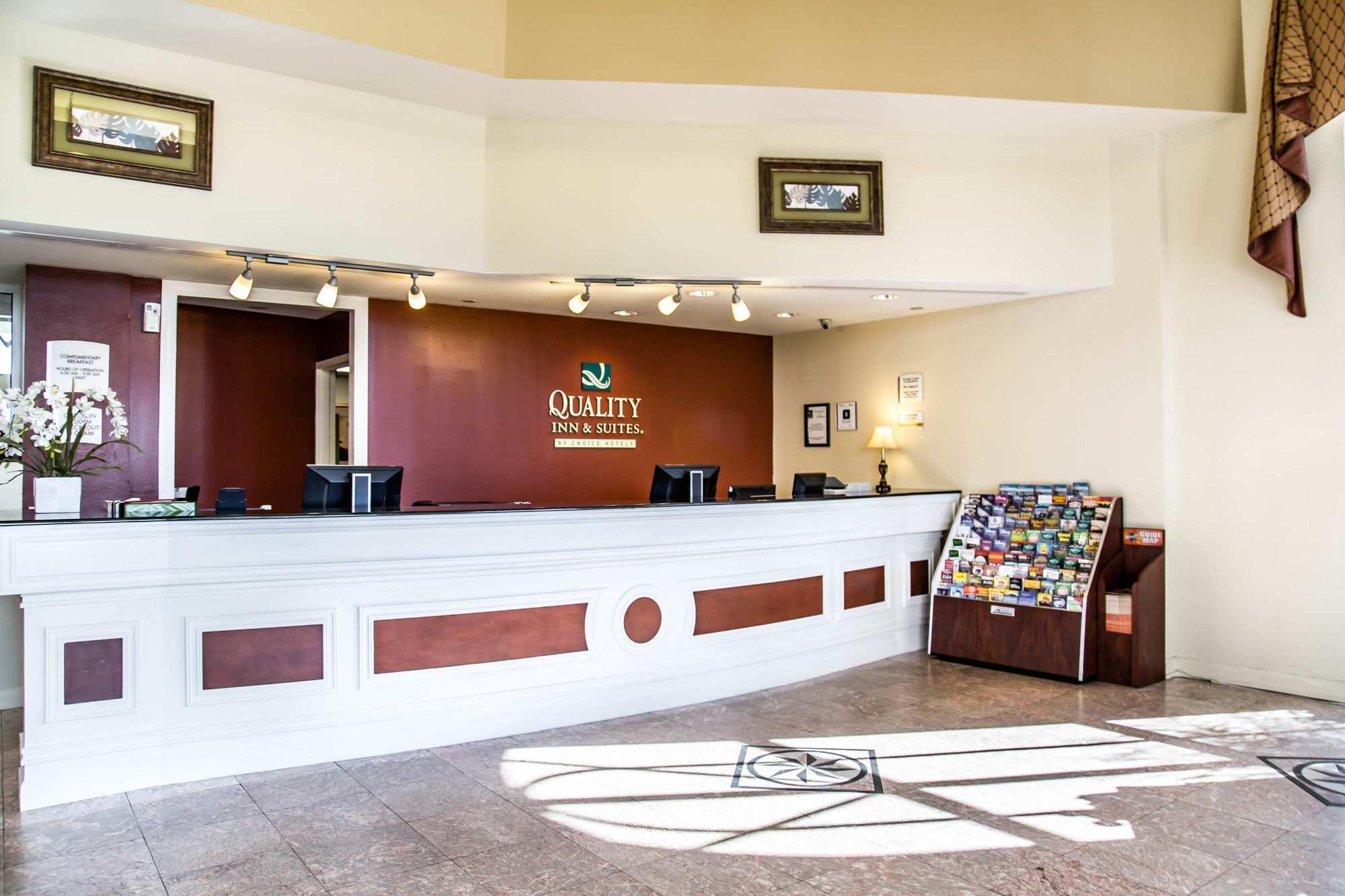 Quality Inn & Suites Near The Theme Parks Orlando Extérieur photo