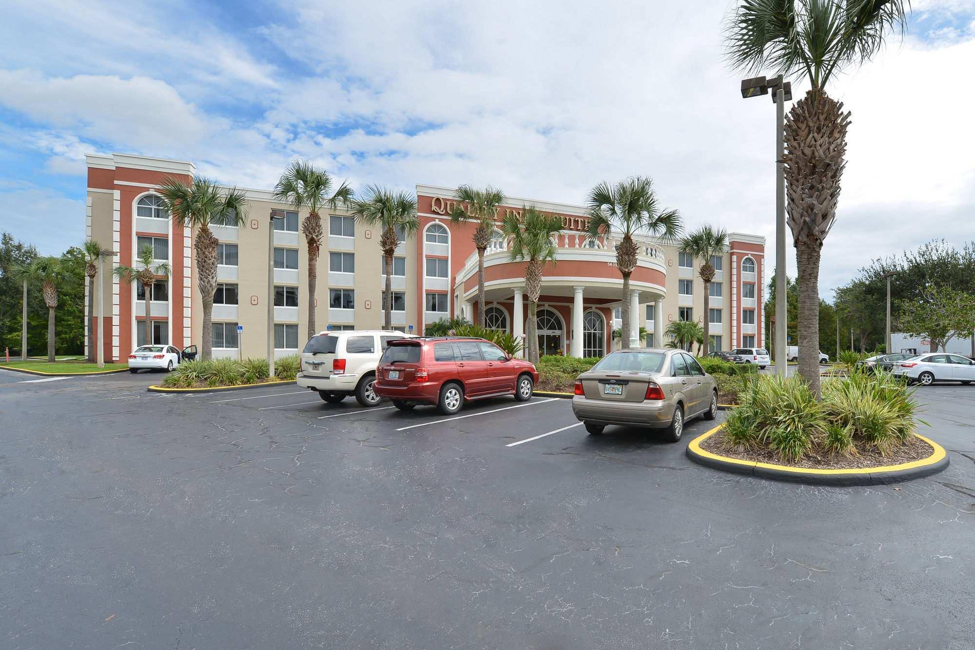 Quality Inn & Suites Near The Theme Parks Orlando Extérieur photo