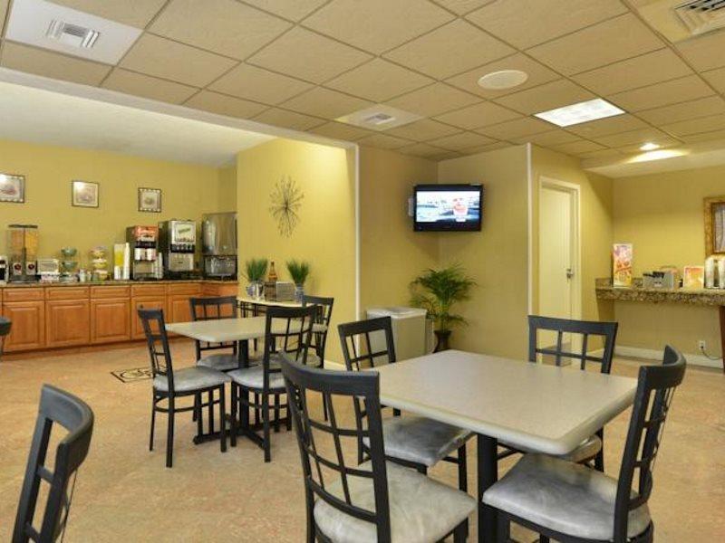 Quality Inn & Suites Near The Theme Parks Orlando Extérieur photo