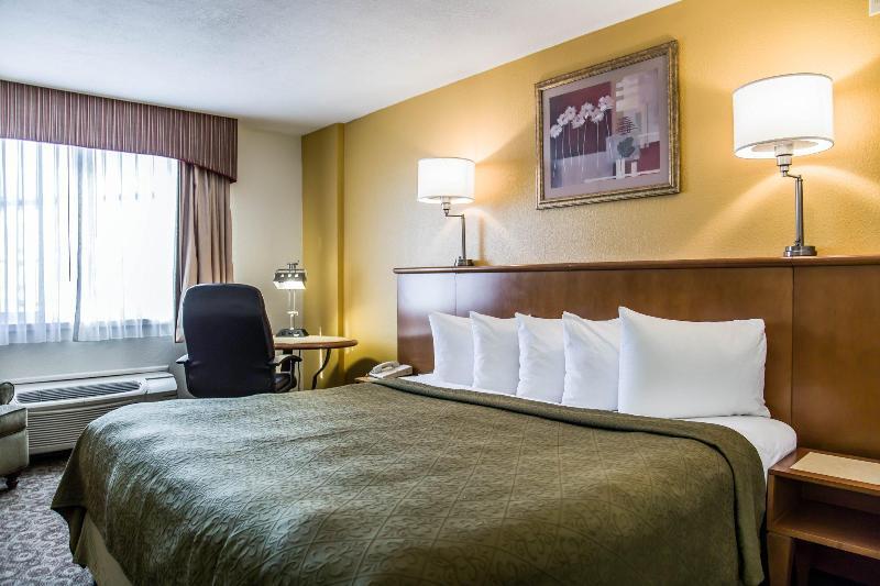 Quality Inn & Suites Near The Theme Parks Orlando Extérieur photo